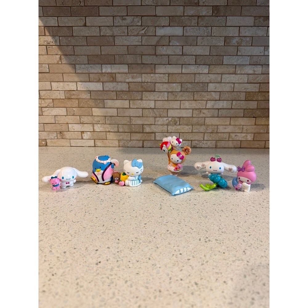 Sanrio Hello Kitty Cinnamoroll My Melody Mini Figure‎ Lot Blind Box Kawaii Toys